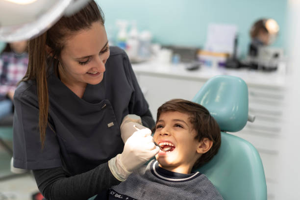 Best Emergency Dental Care for Broken or Chipped Teeth in Winter Beach, FL